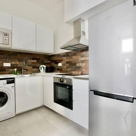 Premium Apartment By Hi5 - Central 3 Bedroom Βουδαπέστη Εξωτερικό φωτογραφία