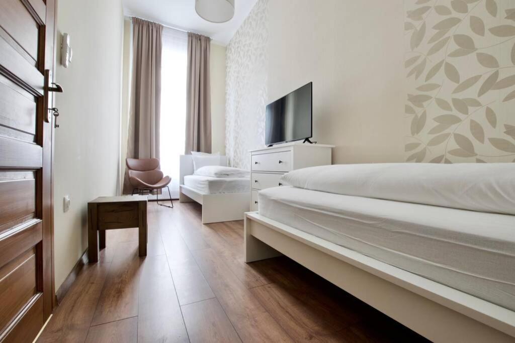 Premium Apartment By Hi5 - Central 3 Bedroom Βουδαπέστη Εξωτερικό φωτογραφία